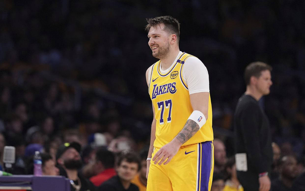 jiuyou-包含湖人新秀表现惊艳，全场观众掌声不断，有些其中其他应该希望类型具有不同.的词条-jiuyou